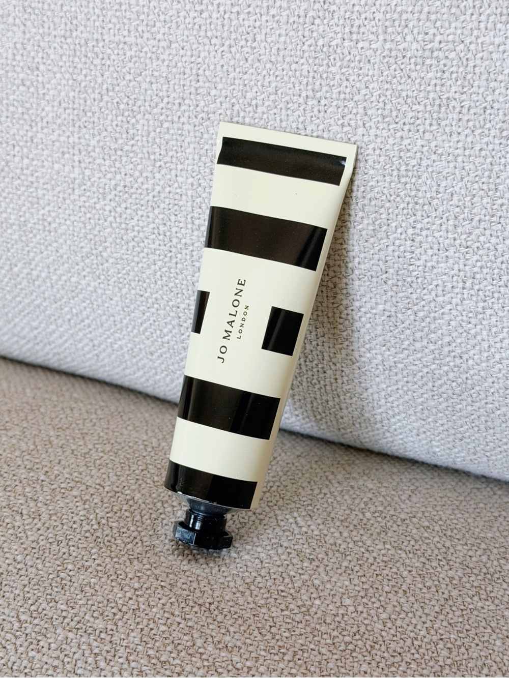Jo Malone English Oak & Hazelnut Hand Cream 30ml